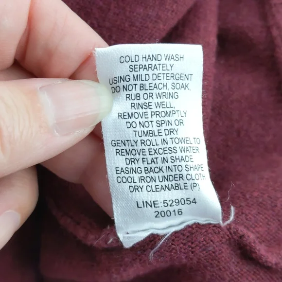 Dotti Women's Top Size Small Maroon 3/4 Sleeve Hi-Low Hem Round Neckline Jumper - Picture 14 of 14